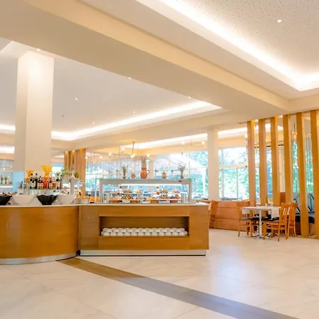 Готель Park & Aqua Park 3*