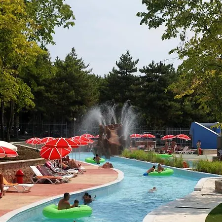 Park & Aqua Park 3* Албена