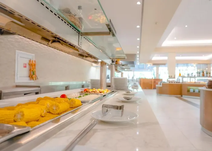 Готель Park & Aqua Park 3*