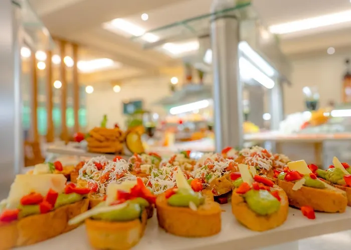 Park & Aqua Park 3* 알베나