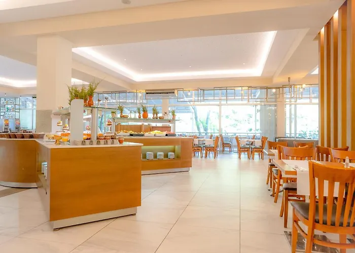 Готель Park & Aqua Park 3*