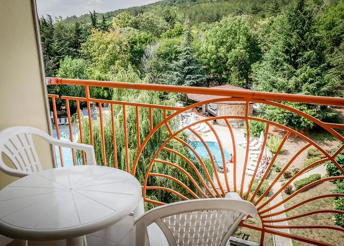 Park & Aqua Park Готель Албена